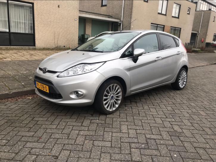 Ford Fiesta 1.4 71KW 5DR AUT 2011 Grijs