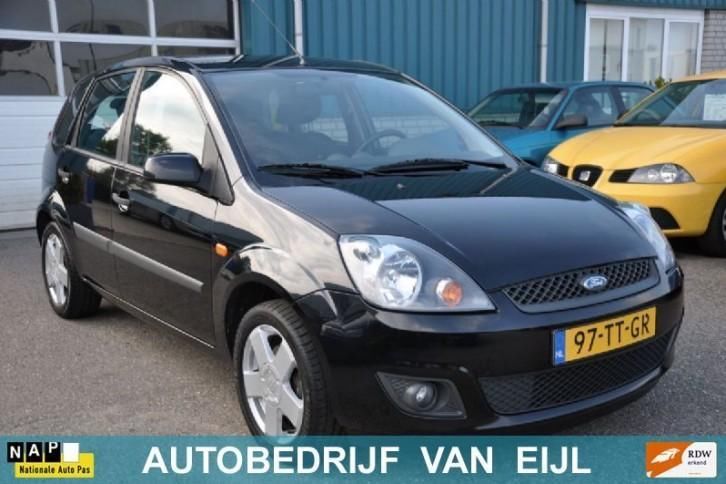 Ford Fiesta 1.4i 16V futura 59kW, AIRCO, 5DRS, N.A.P. 