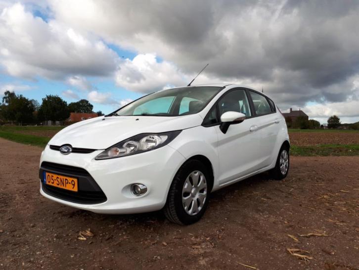 Ford Fiesta 1.6 Tdci 5DR 2011 Wit