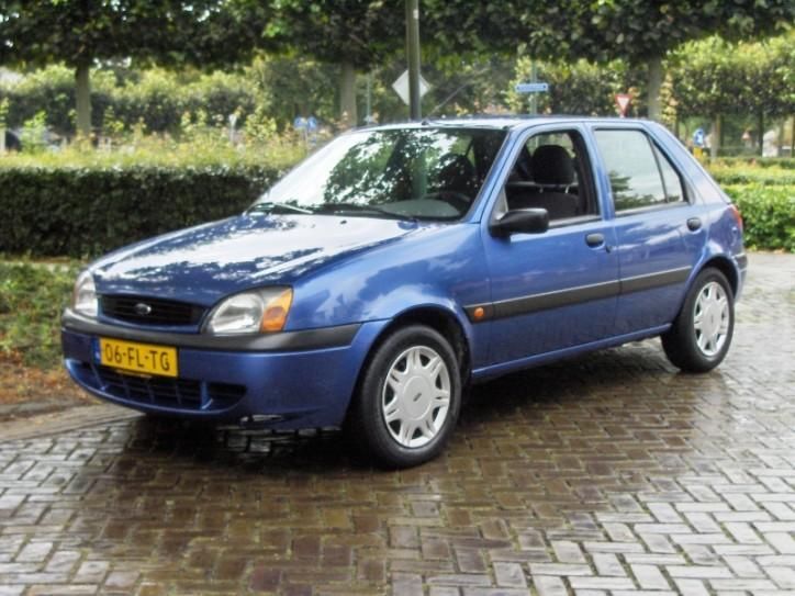 Ford Fiesta 1.8 TDDi 75-pk Century 5 deurs (bj 2000)