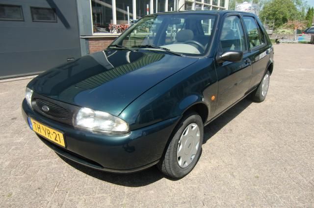 Ford Fista 1.3-16V Forza CTX AUTOMAAT
