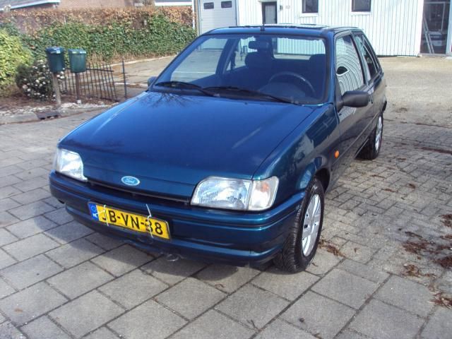 Ford Fista 1.3 Cheers CTX, automaat