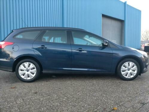 Ford Focus 1.0 Ecoboost 74KW Wagon 2013 Blauw
