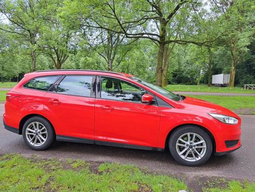 Ford Focus 1.0 Ecoboost 74KW Wagon 2015 Rood