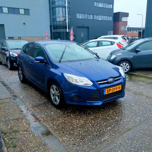 Ford Focus 1.0 Ecoboost 92KW 5D 2014 Blauw
