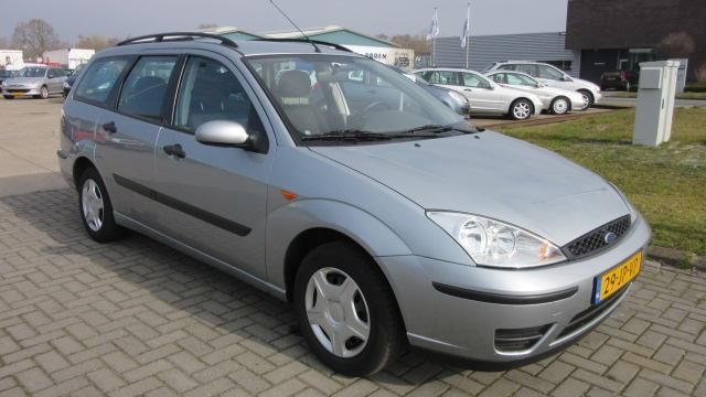 Ford Focus 1.4-16V Cool Edition