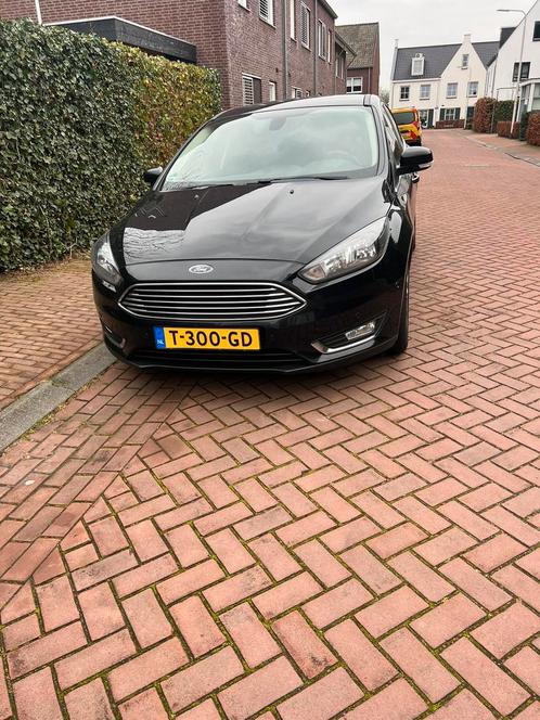 Ford Focus 1.5 Ecob Titanium Aut 5D Bomvol