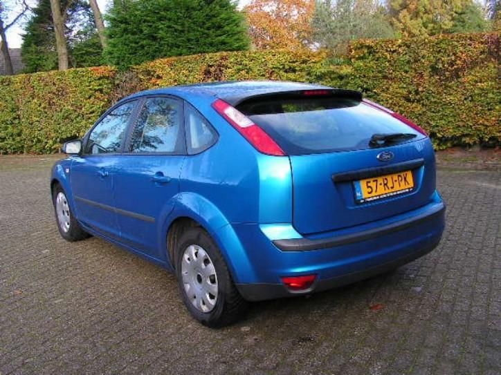 Ford Focus 1.6 16 V AIRCO NAVI 5DRS (bj 2005)