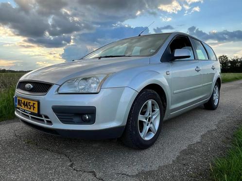 Ford Focus 1.6-16V Ambiente  airco nwe koppeling