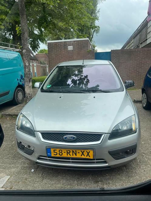 Ford Focus 1.6 74KW 3D AUT 2005 Grijs