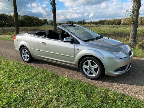 Ford Focus 1.6 74KW CC 2008 Grijs