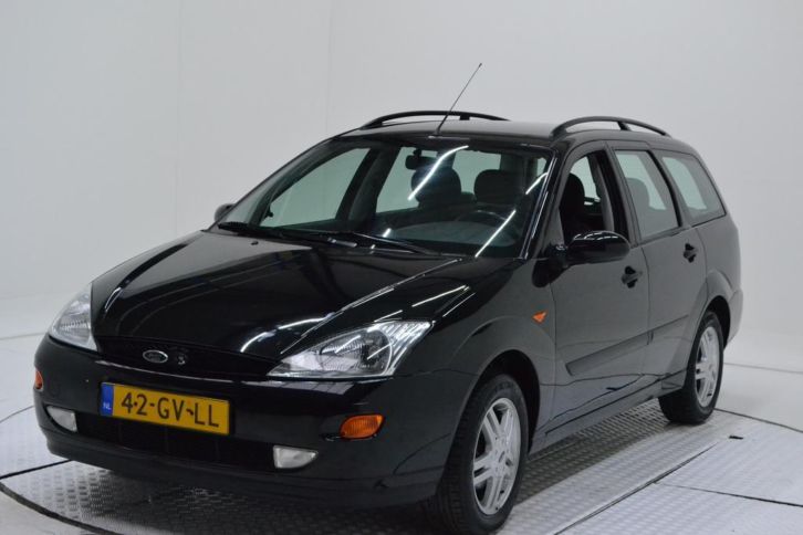 Ford Focus 1.6 APK AIRCO BUITENSKANS ZEER MOOIE AUTO KOPEN