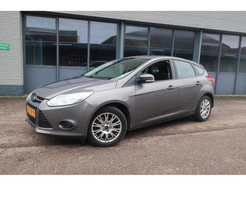 Ford Focus 1.6 Ecoboost- NAVI-AIRCO-PARK ASSIST