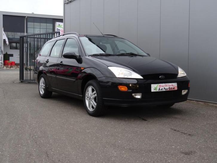Ford Focus 1.6 I Ambiente Wagon 2001 Zwart