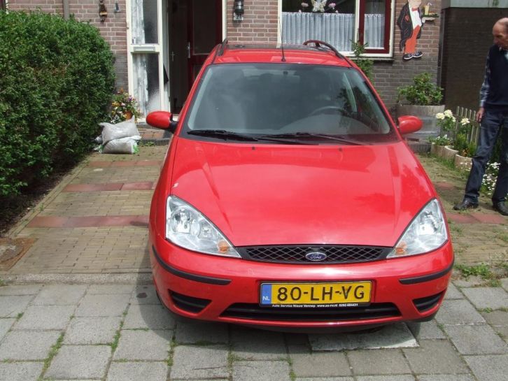 Ford Focus 1.6 I Trend Wagon AUT 2003 Rood