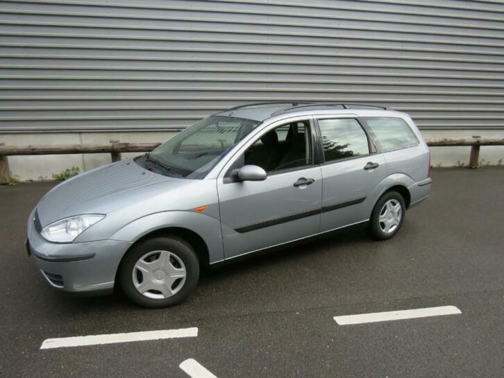 Ford Focus 1.6 I Wagon 2002 Zilver of Grijs