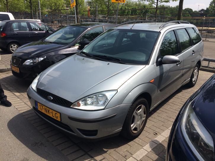 Ford Focus 1.6 I Wagon 2003 Grijs  Airco  Zeer Netjes 