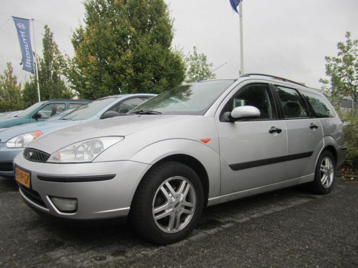 Ford Focus 1.6 I Wagon Dealeronderhouden