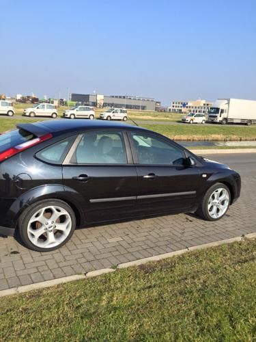 Ford Focus 1.6 Tdci 80KW 5D 2005 Zwart