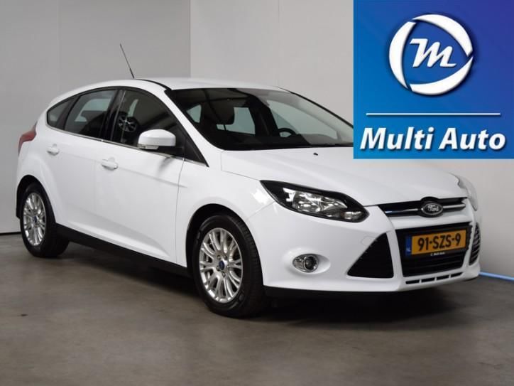 Ford Focus 1.6 TDCI ECC LMV Fabrieksaudio (bj 2012)