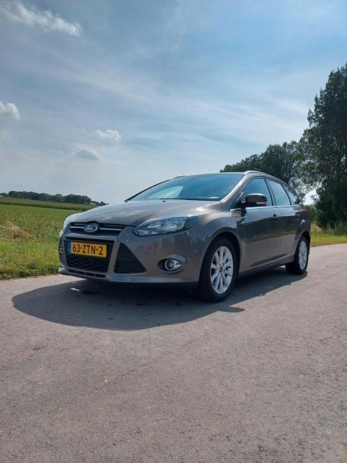 Ford Focus 1.6 Tdci Titanium Wagon 2013 ECOnetic Bruin