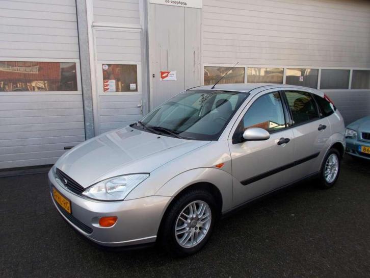 Ford Focus 1.8-16V Cool Edition 5DRS 2001-Airco