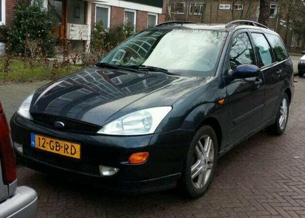 Ford Focus 1.8 I Ambiente Wagon 2000 COLLECTION  AIRCO