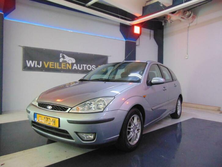 Ford Focus 1.8 Tdci 74KW 5D 2004 Zilver of Grijs