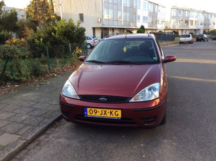 Ford Focus 1.8 Tdci 85KW Wagon 2002 Rood