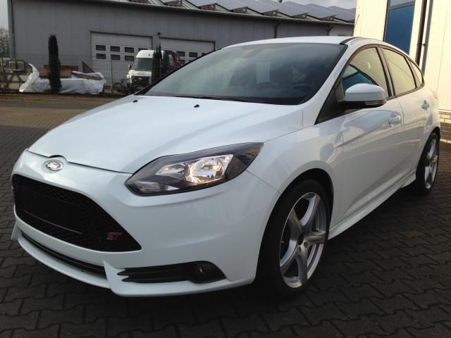 Ford Focus 2.0 EcoB. ST-2