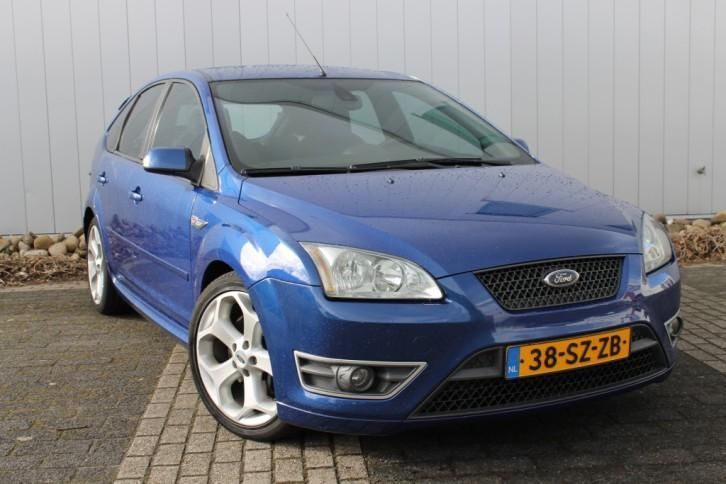 Ford Focus 2.5-20V ST 226PK Navi Voll (bj 2006)