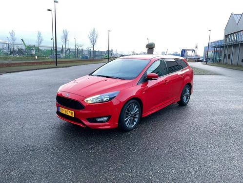 Ford Focus Wagon 1.0 Ecoboost 125pk 2018 Rood ST-LINE
