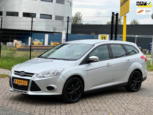 Ford Focus Wagon 1.0 EcoBoost TrendLAGE KMDEALERONDERHIN