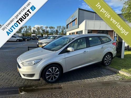 Ford Focus Wagon 1.5 TDCI Trend Airco Navigatie,Trekhaak