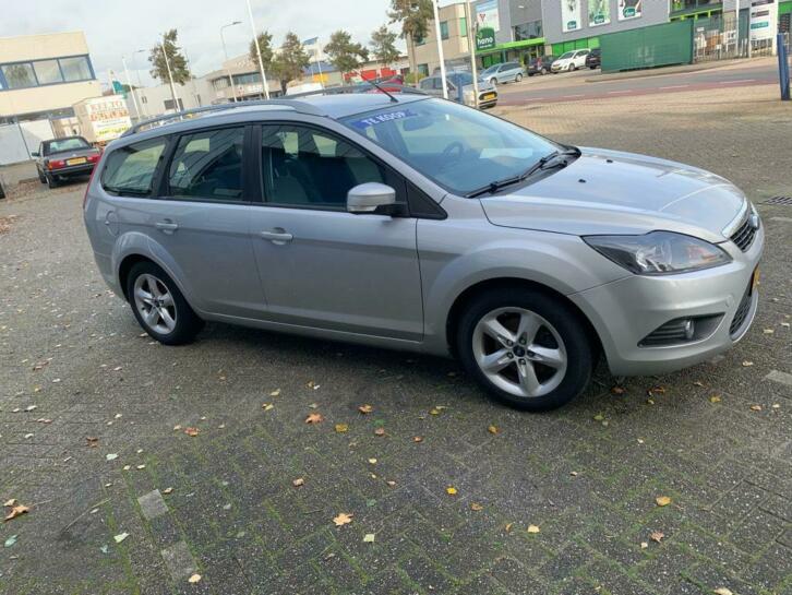 Ford Focus Wagon 1.6 comfort