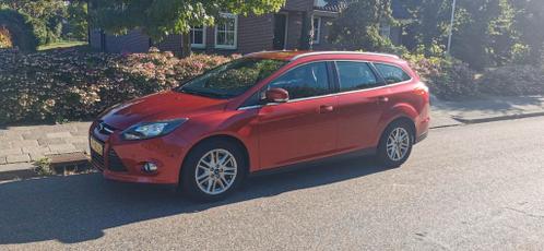Ford Focus Wagon 1.6 Ecoboost 150pk 2012 Rood