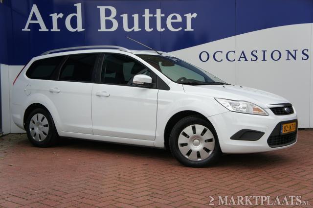 Ford Focus Wagon 1.6 TDCi ECOnetic Full naviPdcPrivacy Glas 