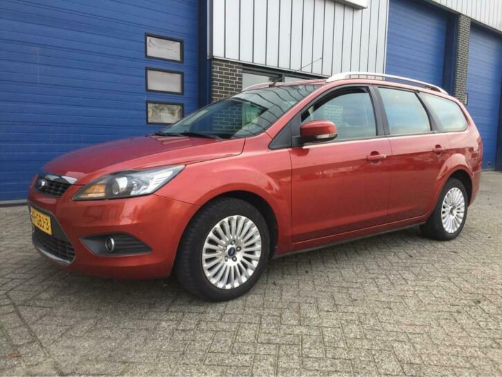 Ford Focus Wagon 2.0 Titanium VERKOCHT