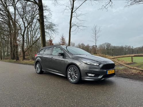 Ford Focus Wagon  ST-Line 1.0 Ecoboost 140pk 2018