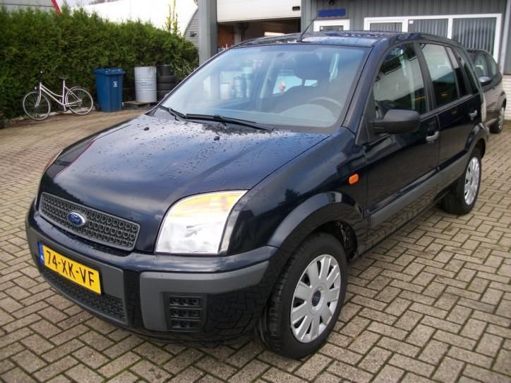 Ford Fusion 1.4-16V FuturaAIRCONIEUWSTAAT (bj 2007)