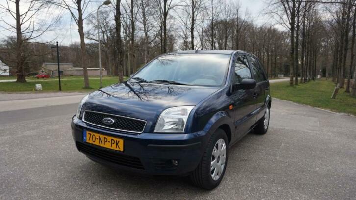 Ford Fusion 1.4 Luxury met lage km-stand (semi automaat)