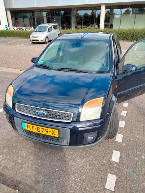 Ford Fusion 1.6 16V 2007 Blauw 144.000 KM NIEUWE APK