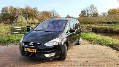 Ford Galaxy 2.0 16V Ghia 7-persoons ECCLederCruise control