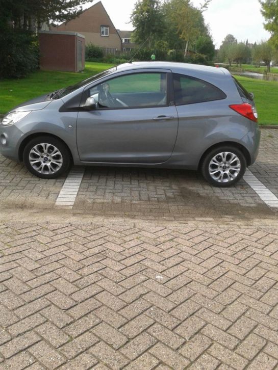 Ford KA 1.2 51KW 2009 Grijs TITANIUM CLIMATE CONTROL