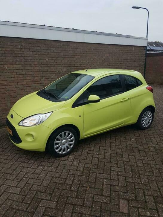 Ford Ka 1.2 Titanium Lime Green (NAP LOGISCH)