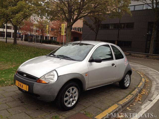 Ford Ka 1.3 Futura 1 JAAR apk BJ 2005 airco