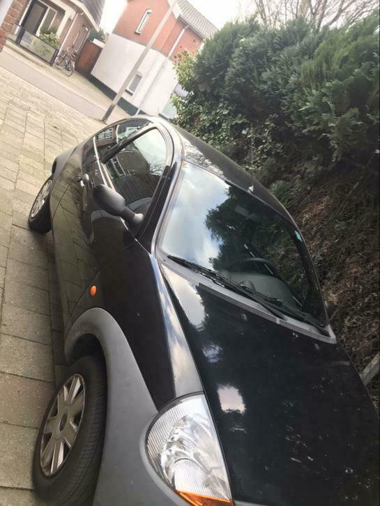 Ford KA 1.3 I 44KW 2006 Zwart