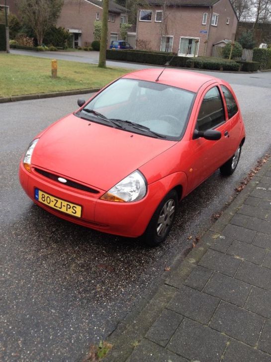 Ford KA 1.3 I 44KW 2008 Rood