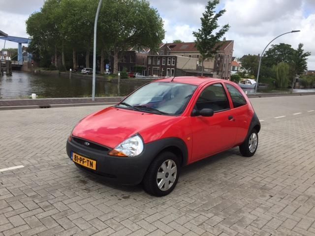 Ford Ka 1.3 Style, Stuurbekr., 1 jaar APK, bjr. 2004