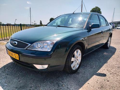 Ford Mondeo 1.8 16V 2003 Groen nieuwe APK